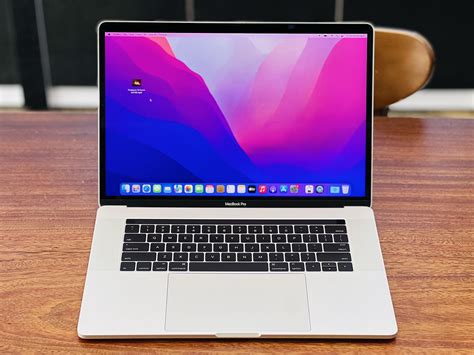 MacBook