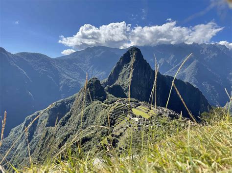 Machu Picchu Cons