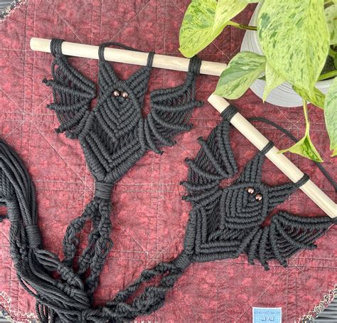 Macrame Bat Pattern