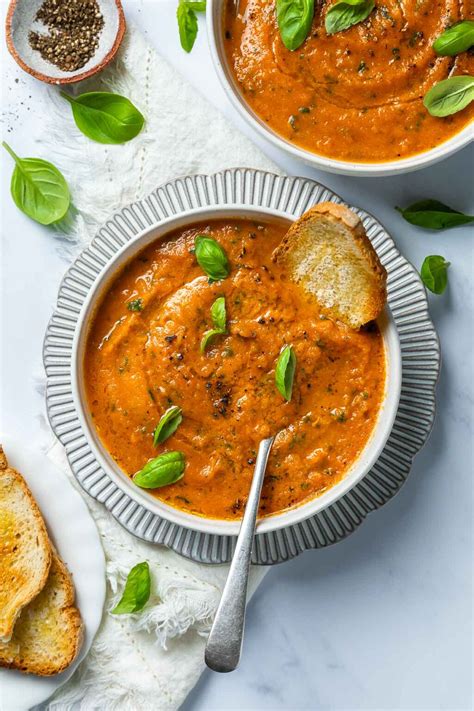 Mad Creations Hub Logo