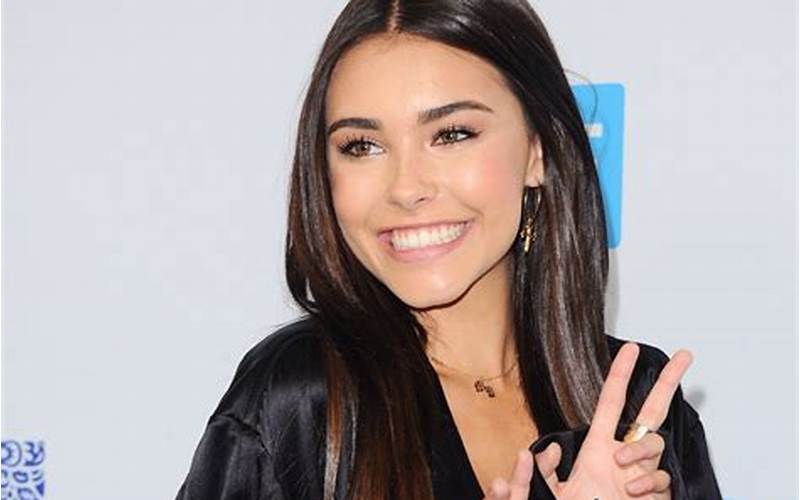 Hot Pics of Madison Beer: A Look at the Stunning Singer’s Photos