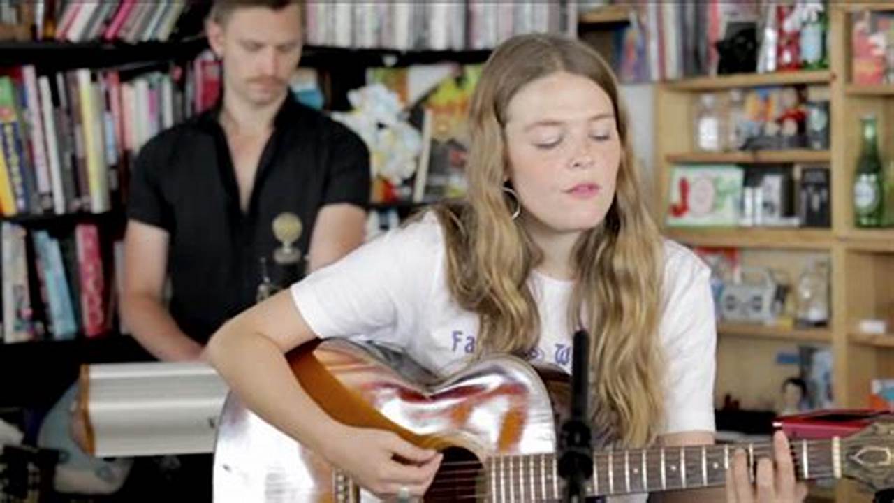 Maggie Rogers Tiny Desk Concert