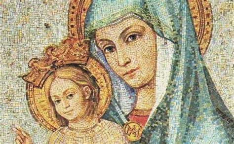 Pendidikan Melalui Magnificat Maria: Menelusuri Kebesaran Ibu Maria dalam Spiritualitas Kristiani