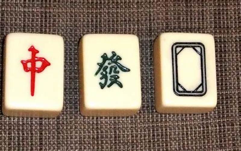 Mahjong Tiles Hands