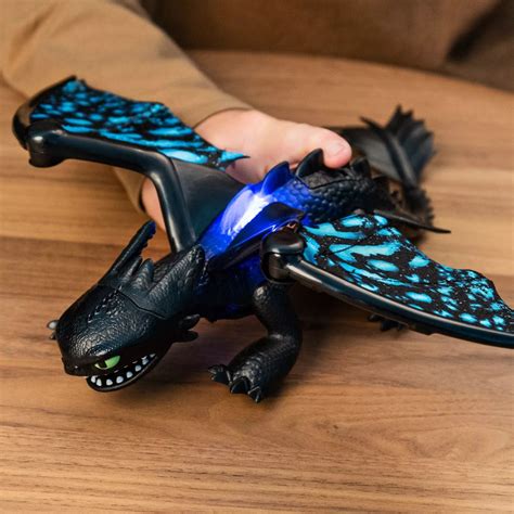 Maintaining How to Train Your Dragon Toys