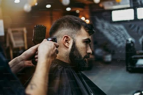 Maintaining Your Small Hair Cut