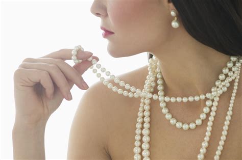 Maintenance and Cleaning For Your Pearl Jewelry