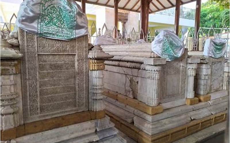 Makam Sunan Maulana Malik Ibrahim