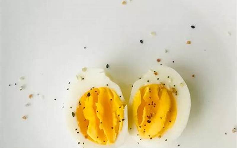 Makan Telur Sebabkan Jerawat?