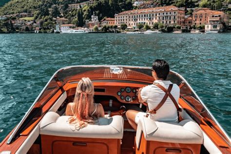 Making most boat tour