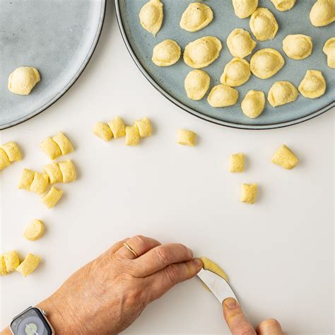 Making orecchiette pasta