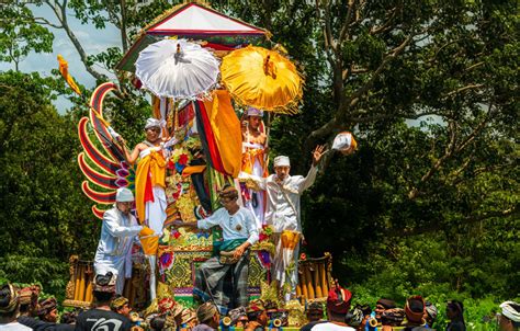 Makna Filosofi Ngaben