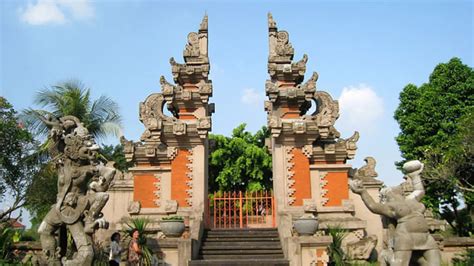 Makna Filosofis Arja Bali