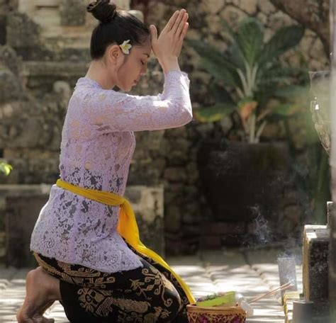 Makna Hari Raya Pagerwesi