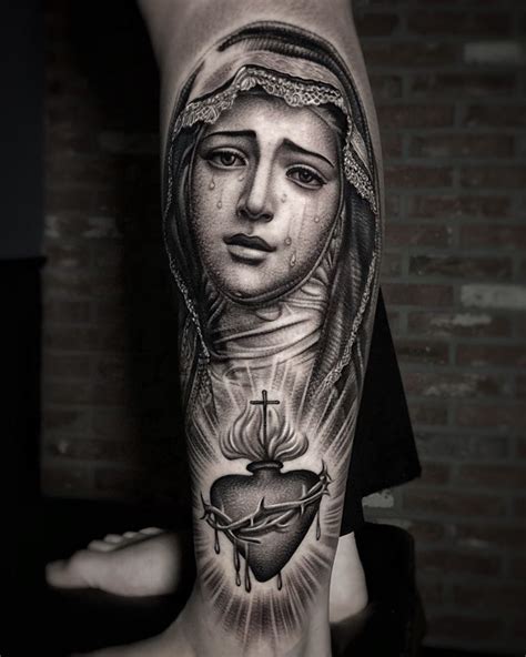 75+ Best Spiritual Virgin Mary Tattoo Designs & Meanings