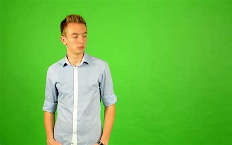 Man on Green Screen: Exploring the Benefits and Uses