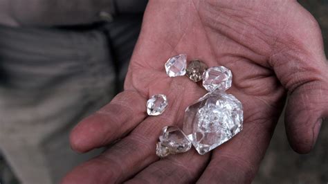 Man Made Diamonds ? Save Big Money And Avoid Mined Diamond Scams