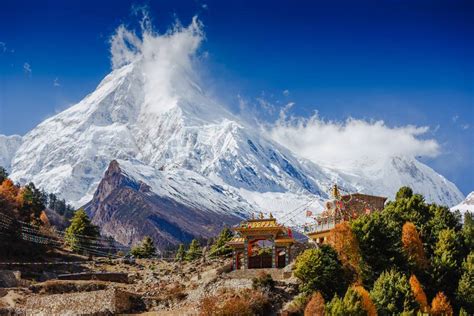 Manaslu Mountains