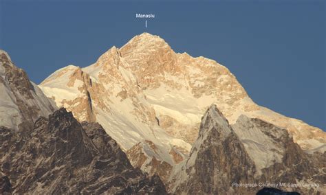 Manaslu peak