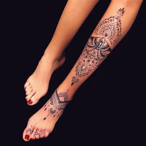 41 Stylish Mandala Tattoos On Leg