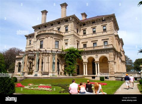 Mansions and Museum Options