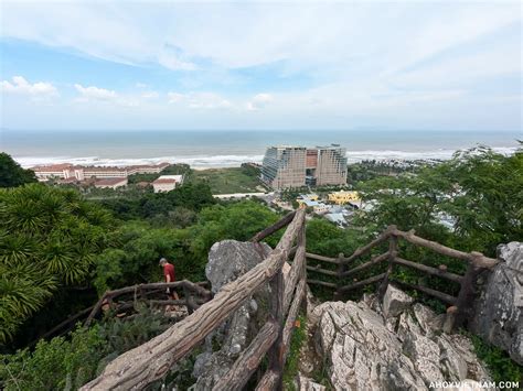 Marble Mountains viewpoint