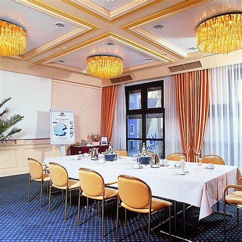 Maritim Hotel Würzburg Conference Room