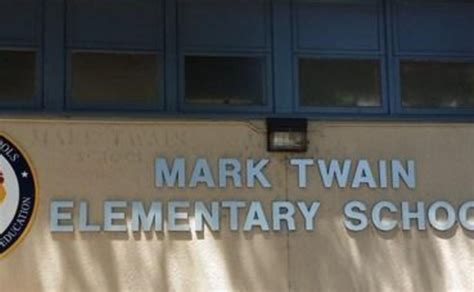 Mark Twain Elementary Calendar