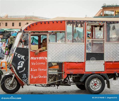 Marrakech Courteous Driver