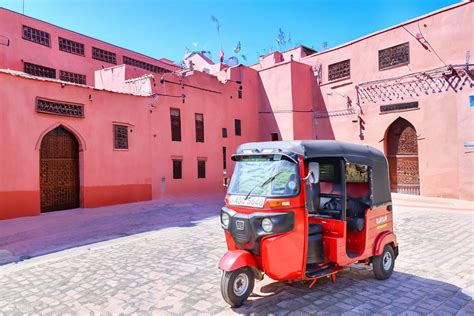 Marrakech Tuktuk Pickup