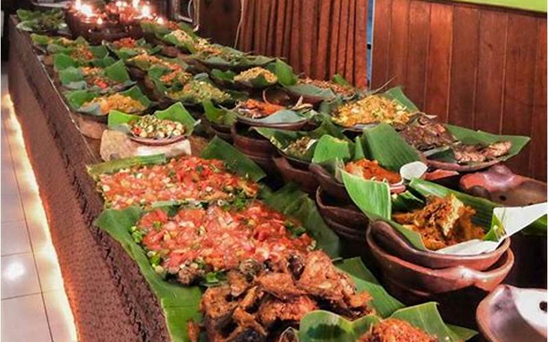 Masakan Indonesia Di Warung Mjs