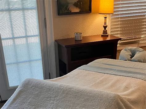 Massage In Locust Grove Ga