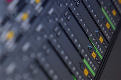 Mastering Multitrack Sessions with Buses and Sends