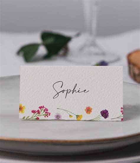 Matching Tags to Your Wedding Theme