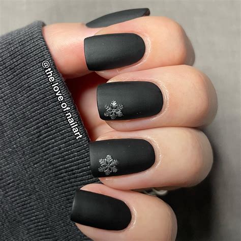 Matte Black Short Nails