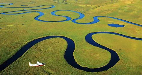 Vista aérea de Maun y la Delta del Okavango