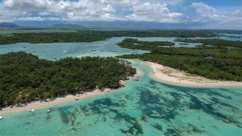 Mauritius Cruise Lunch