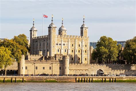 Maximize Tower of London visit