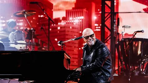 Maximize celebrity tour