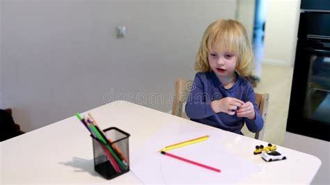 Maximizing Engagement During Coloring Time