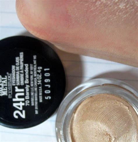 MAYBELLINE Color Tattoo 24hr Metal Eyeshadow in Barely