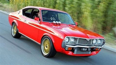 Unleash the Thrills with Mazda RX-4: A Timeless Classic for Auto Enthusiasts!