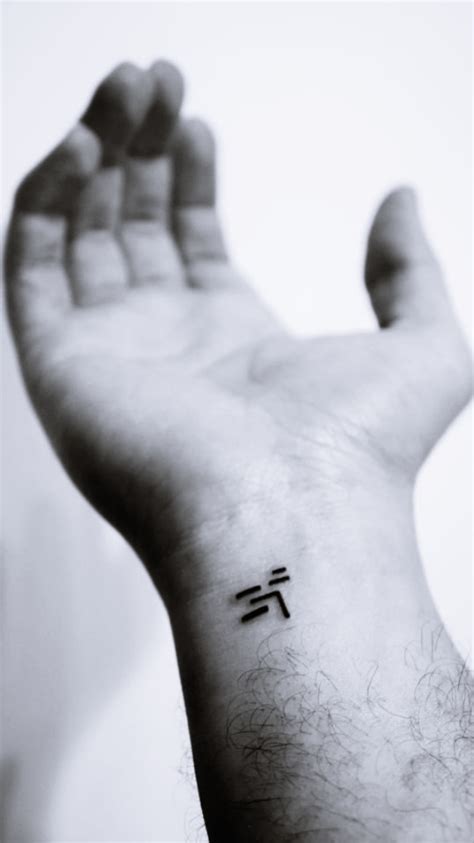 Meaningful Tiny Tattoos For Guys