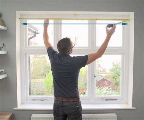 Image: Measure the Window Opening