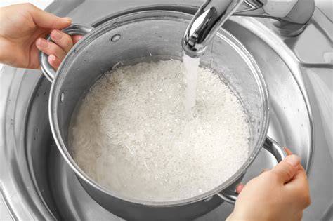 Measuring and Rinsing the Rice