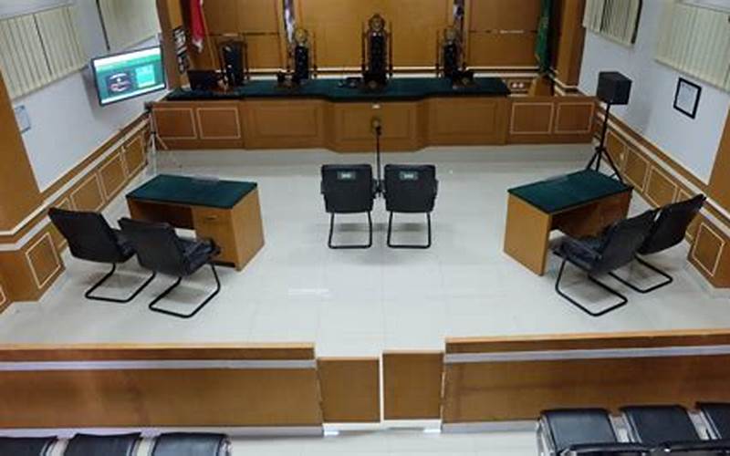 Meja Sidang Pengadilan Portable