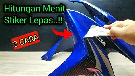 Melepas Stiker Motor