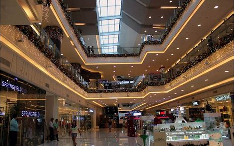 Mencari Money Changer Di Mall Dan Pusat Perbelanjaan
