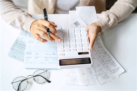 Mencatat Pengeluaran