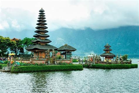 Mengapa Bali Menjadi Destinasi Wisata Mancanegara Yang Terkenal